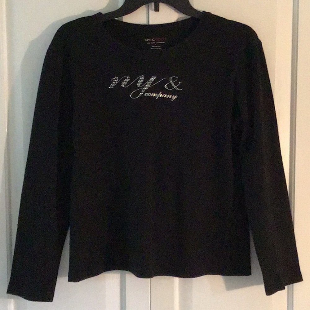 NY and Company long sleeve tee